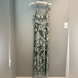 Z SUPPLY tazz midi dress in palm green. Size S. NWT